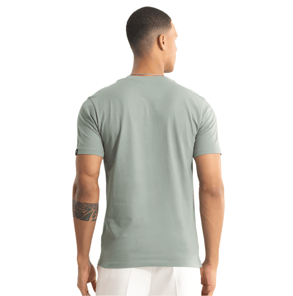 EasyEssentials Light Green T-Shirt - Thebrands