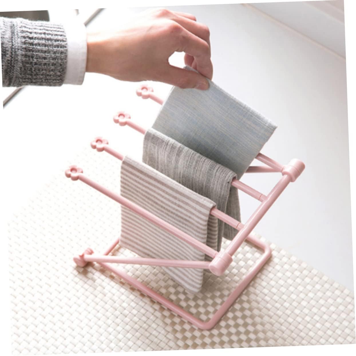 Foldable Vertical Rags Kitchen Towels Hanger - Pink