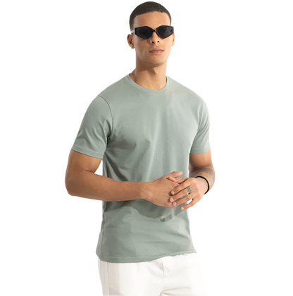 EasyEssentials Light Green T-Shirt