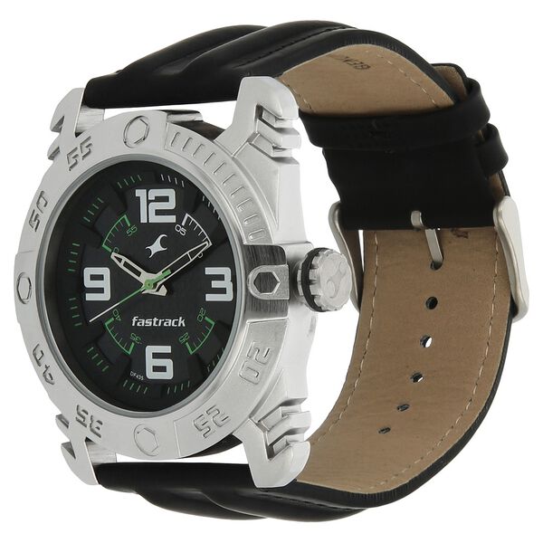 Fastrack Motorheads Quartz Analog Black Dial Leather Strap Watch for Guys