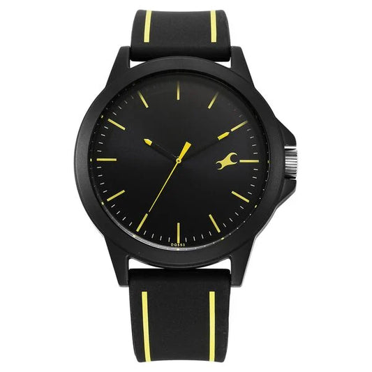 Fastrack Tees Urbanique Quartz Analog Black Dial Silicon Strap Watch For Guys