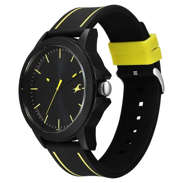 Fastrack Tees Urbanique Quartz Analog Black Dial Silicon Strap Watch For Guys