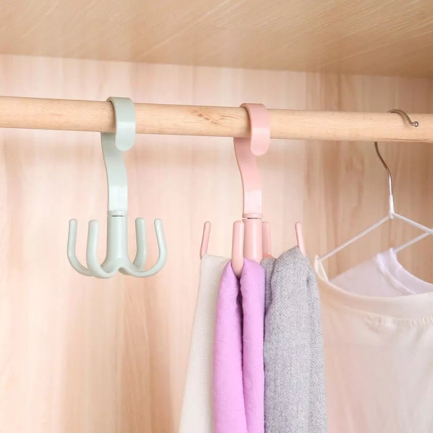 Rotated 4 Claw Hanger Hooks - Pink